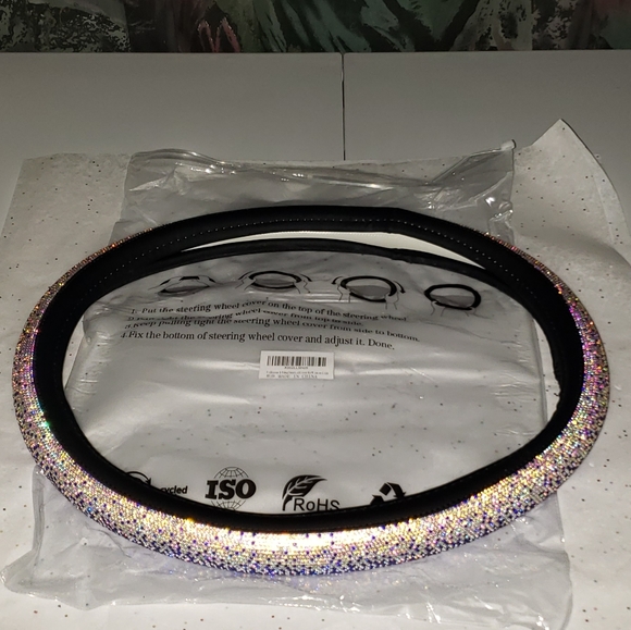 🚨Price Firm🚨🎉1 LEFT🎉Steering Wheel Cover🎉 - Picture 5 of 7